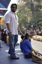 Arshad Warsi, Maria Goretti at Red Bull race in Mount Mary on 2nd Dec 2012 (114).JPG